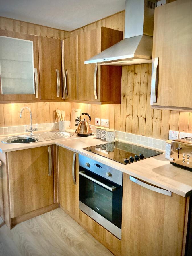 Aqua Shack At Pure Shores Retreats Διαμέρισμα New Quay Εξωτερικό φωτογραφία