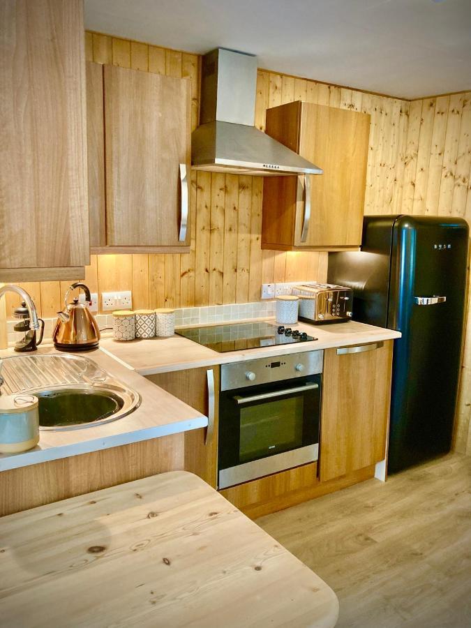 Aqua Shack At Pure Shores Retreats Διαμέρισμα New Quay Εξωτερικό φωτογραφία